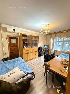 Satılır 2 otaqlı köhnə tikili 65 m²