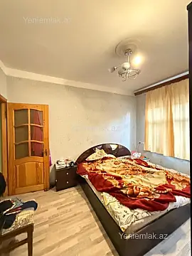 Satılır 2 otaqlı köhnə tikili 65 m²