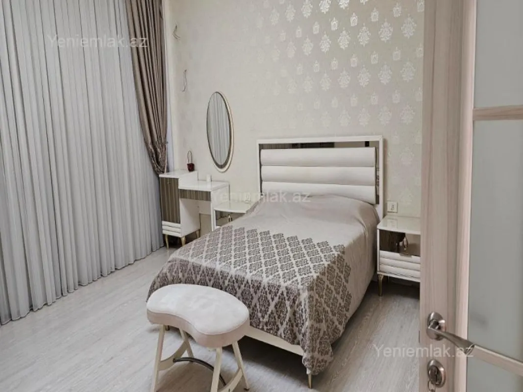 Satılır 3 otaqlı yeni tikili 136 m²