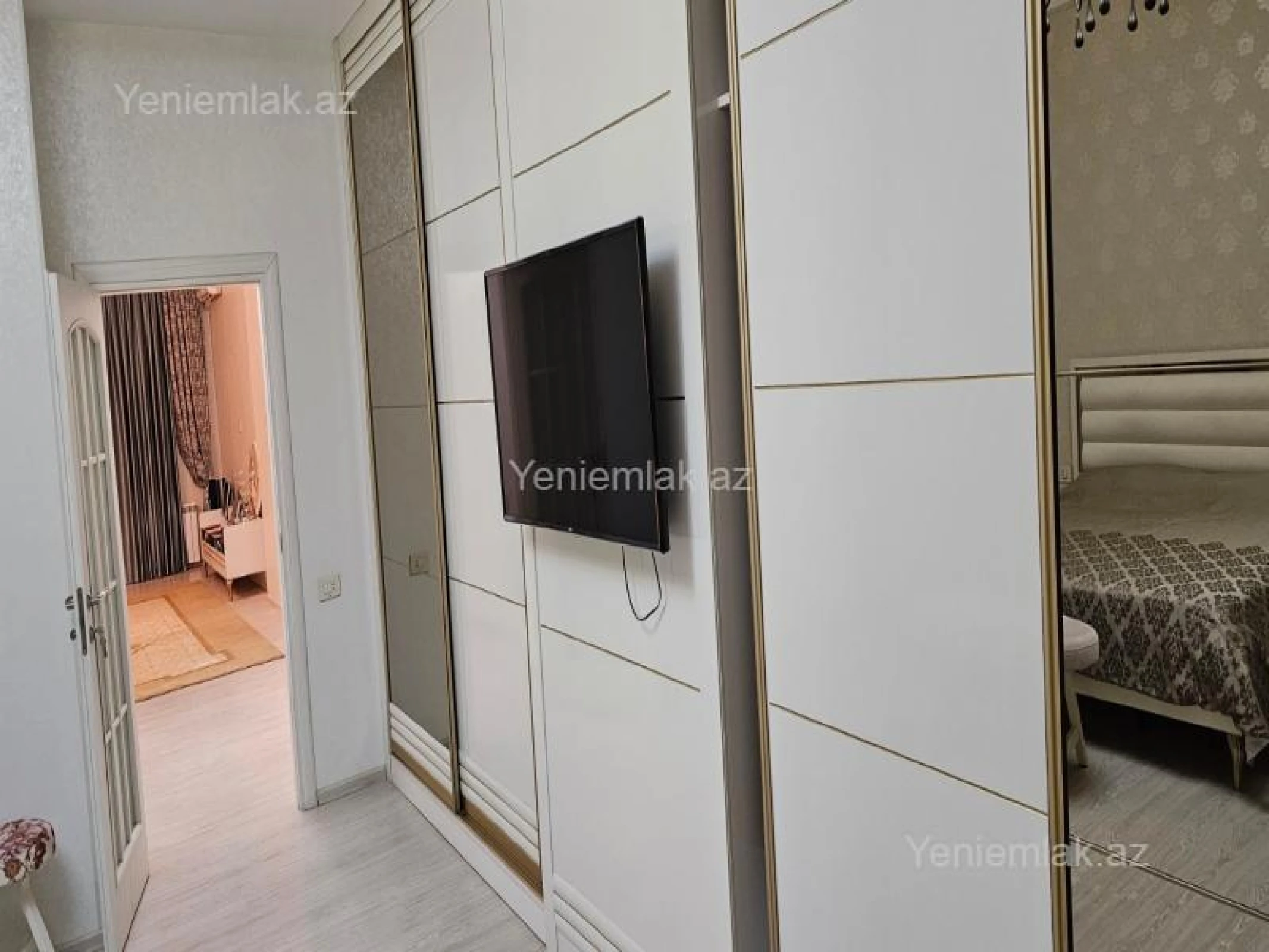 Satılır 3 otaqlı yeni tikili 136 m²
