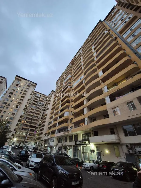Satılır 2 otaqlı yeni tikili 60 m²