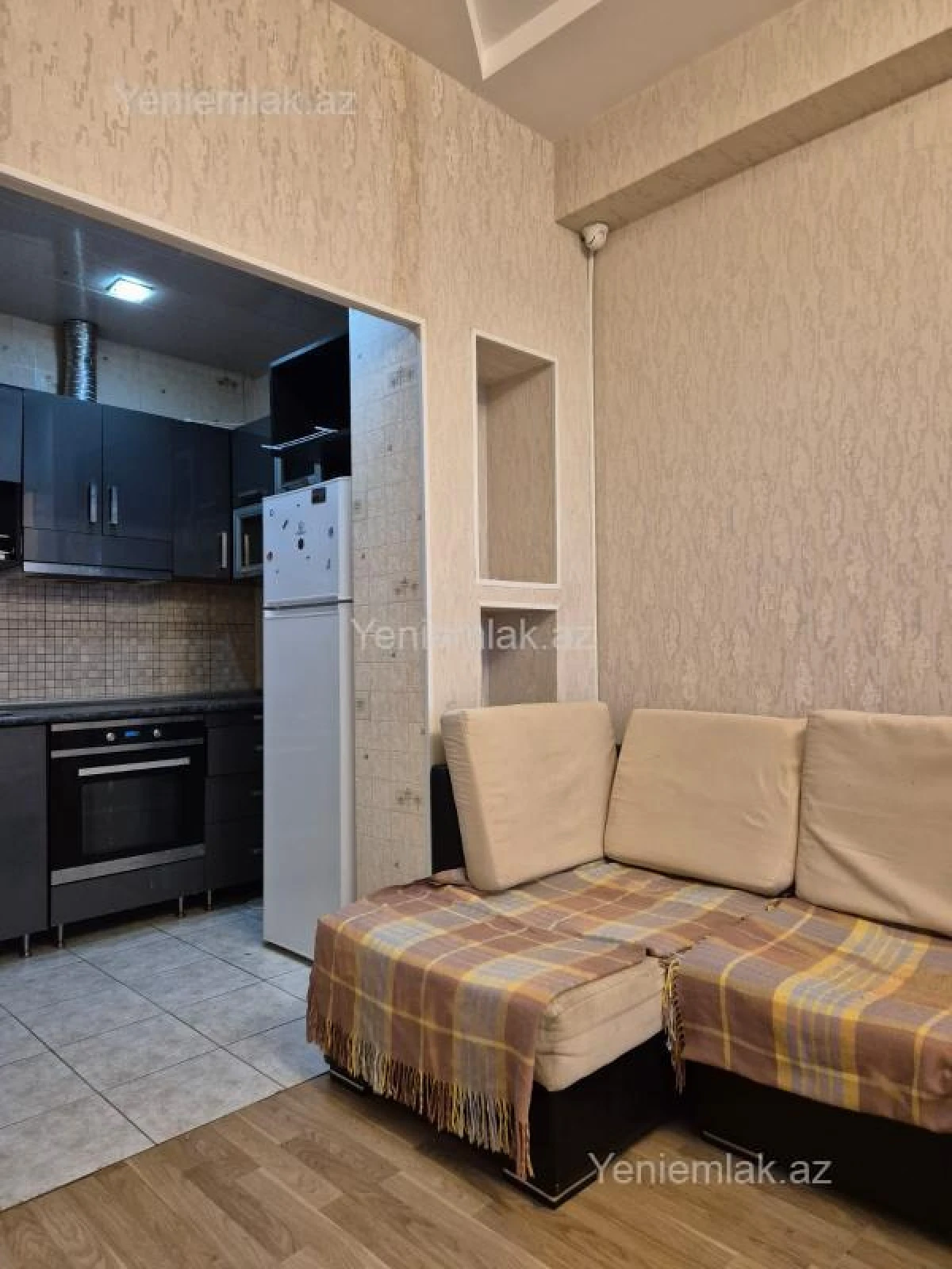 Satılır 2 otaqlı yeni tikili 60 m²
