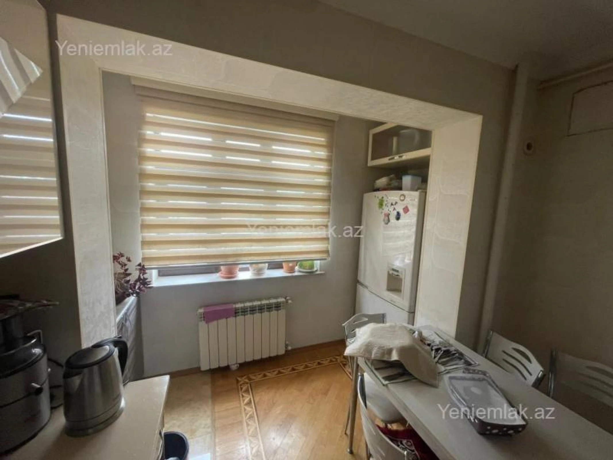 Satılır 2 otaqlı köhnə tikili 60 m²