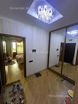 Satılır 2 otaqlı köhnə tikili 60 m²