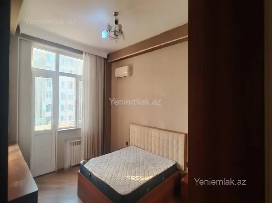 Satılır 2 otaqlı yeni tikili 65 m²