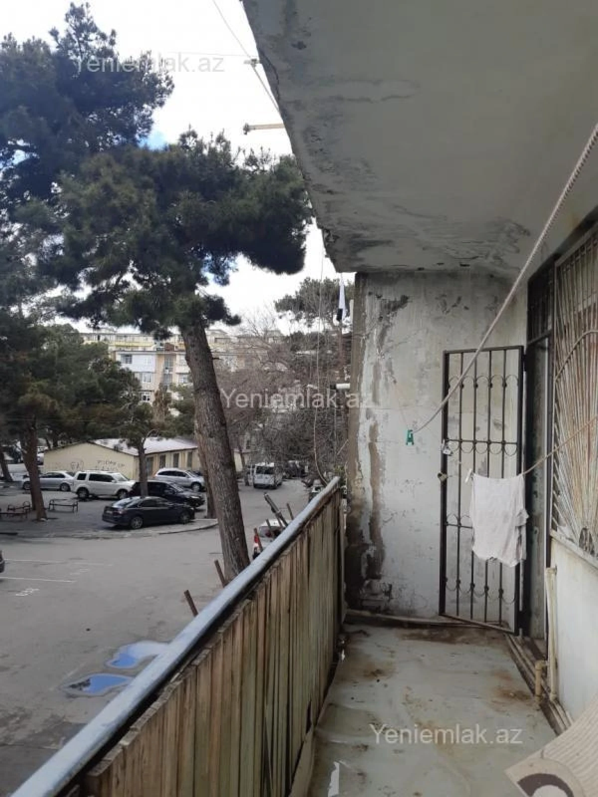 Satılır 1 otaqlı köhnə tikili 40 m²