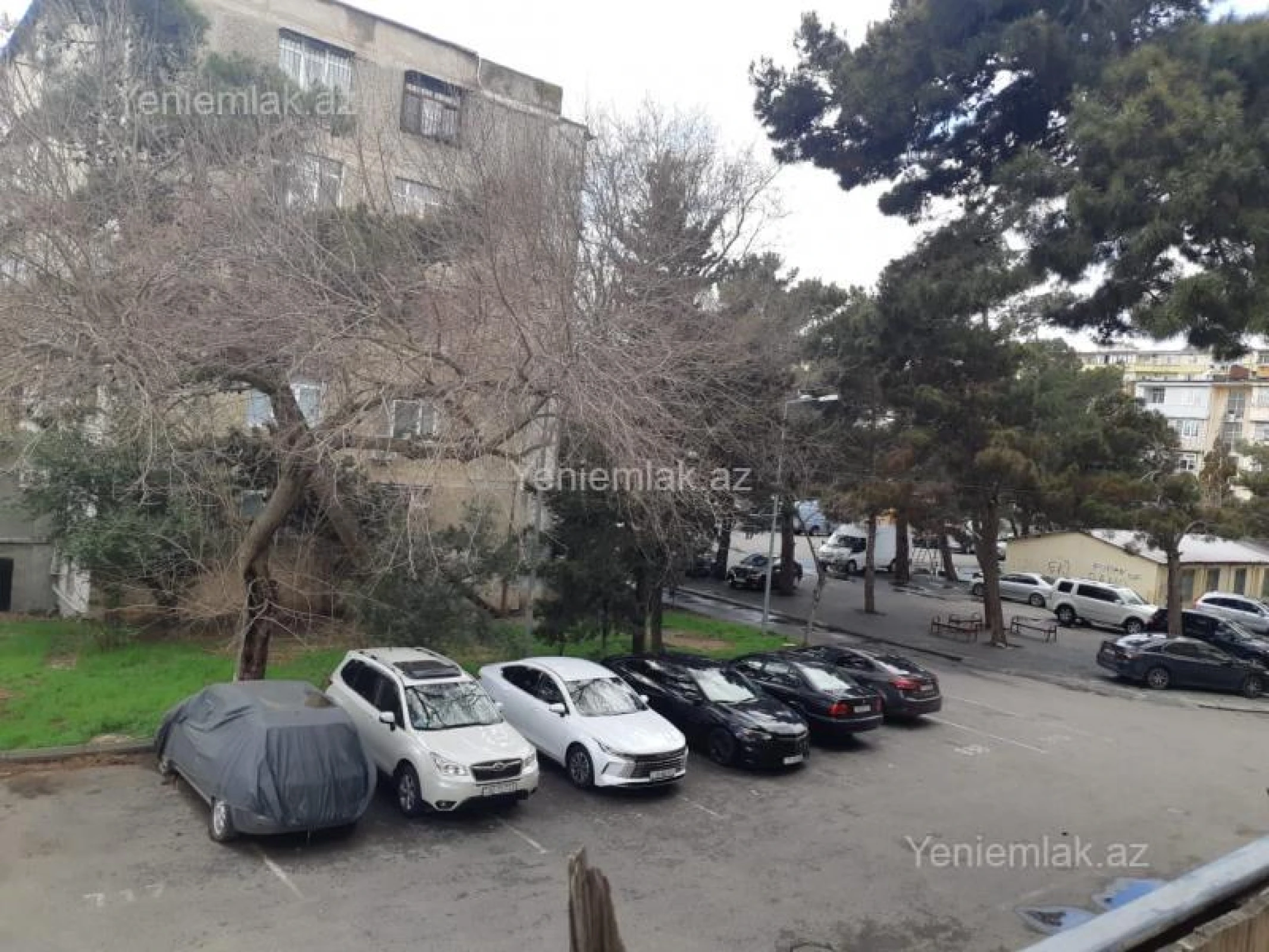 Satılır 1 otaqlı köhnə tikili 40 m²