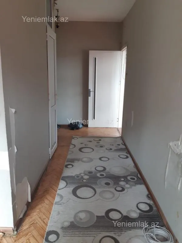 Satılır 1 otaqlı köhnə tikili 40 m²