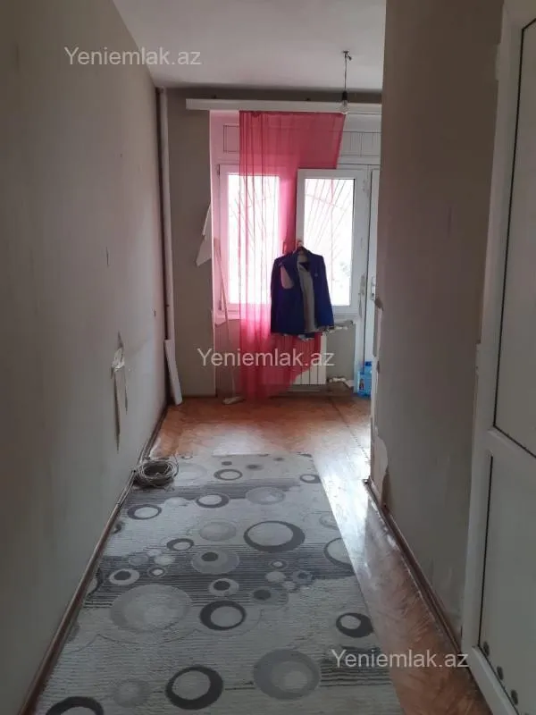Satılır 1 otaqlı köhnə tikili 40 m²