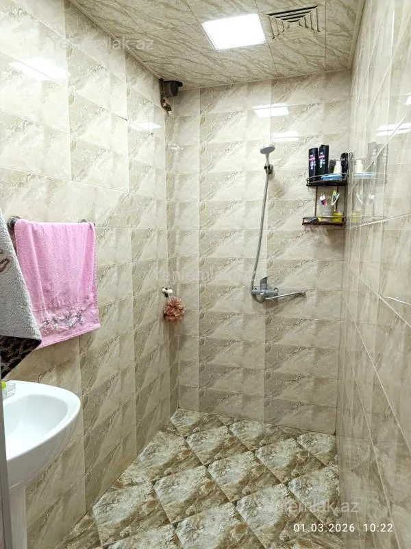 Satılır 3 otaqlı köhnə tikili 70 m²