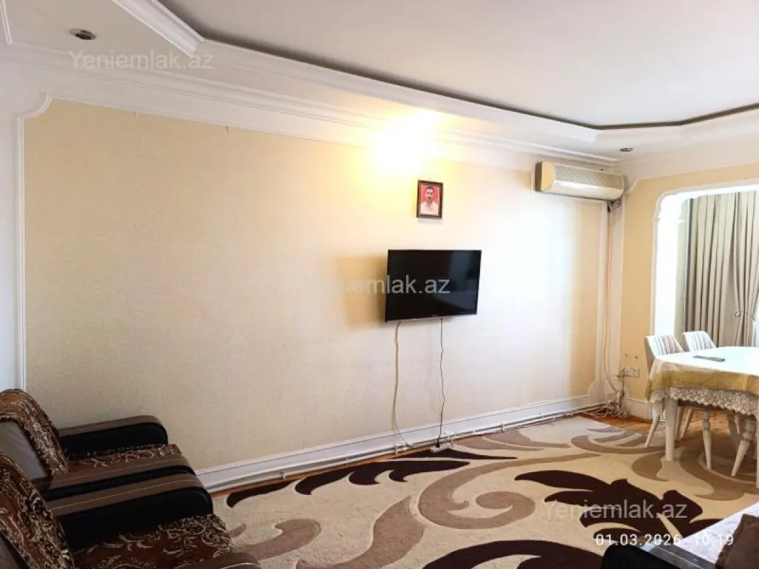 Satılır 3 otaqlı köhnə tikili 70 m²