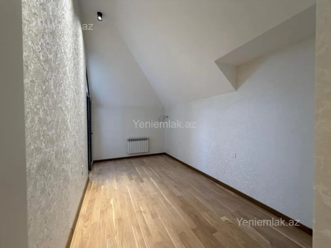 Satılır 2 otaqlı köhnə tikili 53 m²