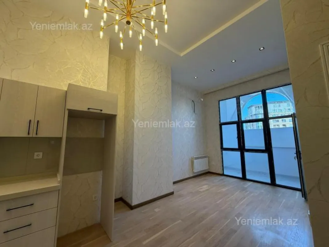 Satılır 2 otaqlı köhnə tikili 53 m²