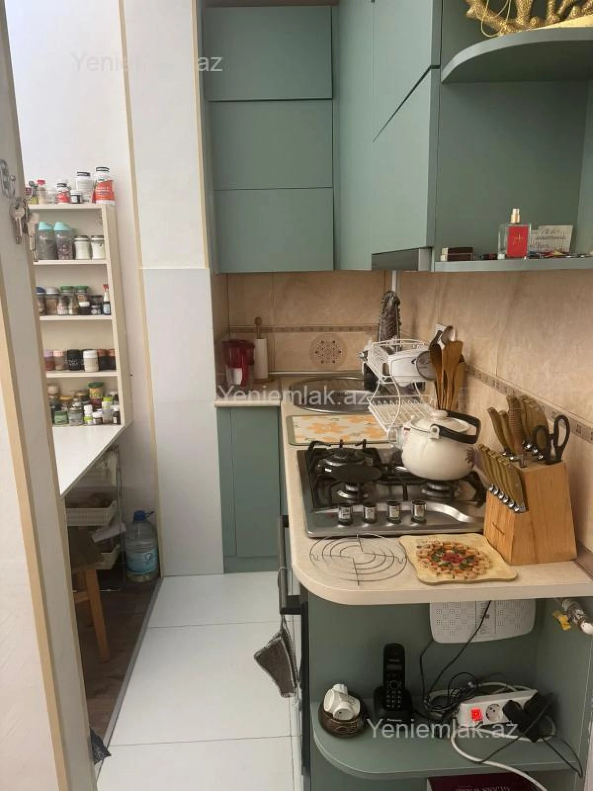 Satılır 1 otaqlı köhnə tikili 35 m²