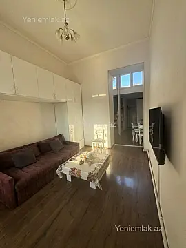 Satılır 1 otaqlı köhnə tikili 35 m²