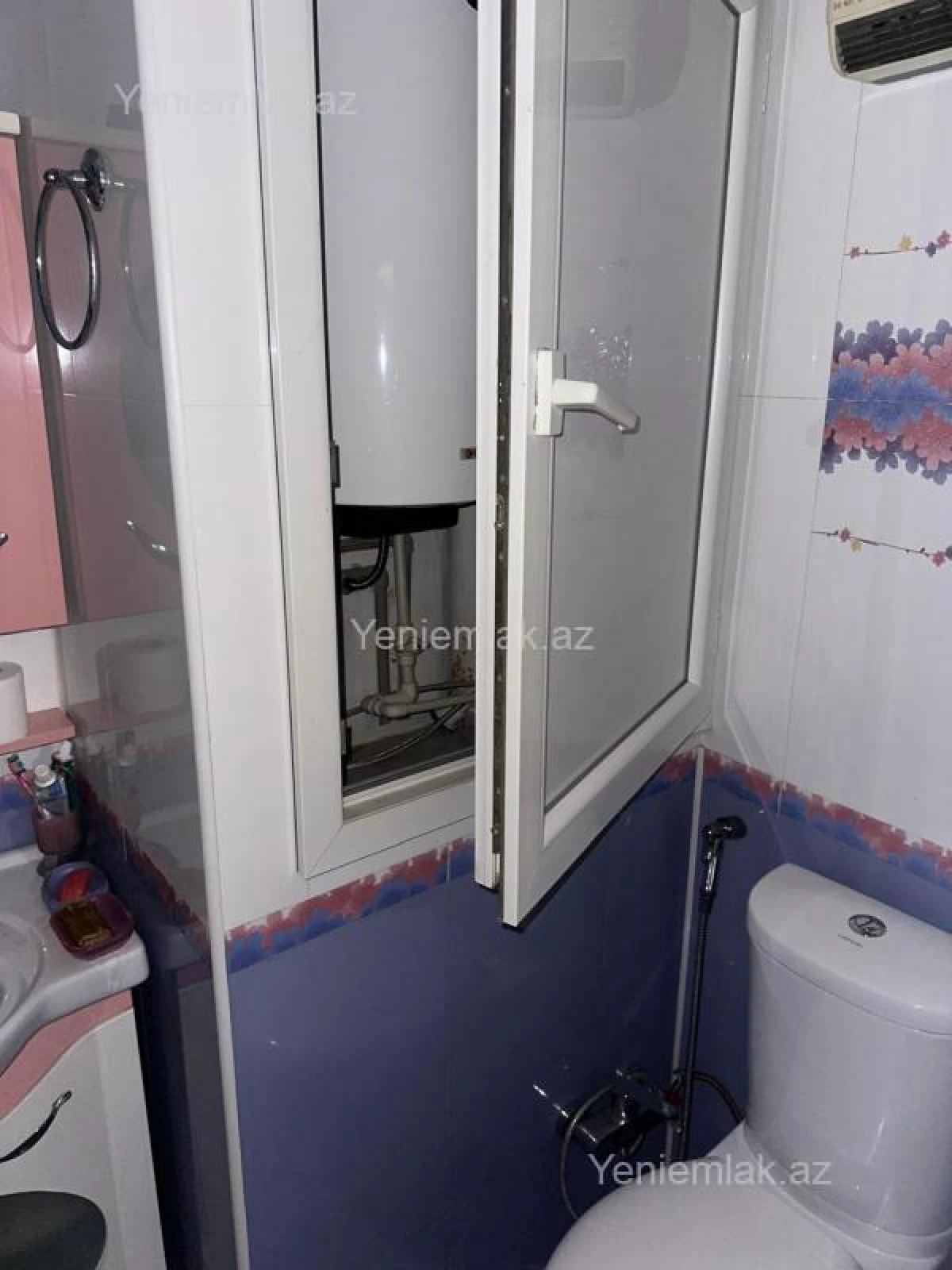 Satılır 2 otaqlı köhnə tikili 65 m²
