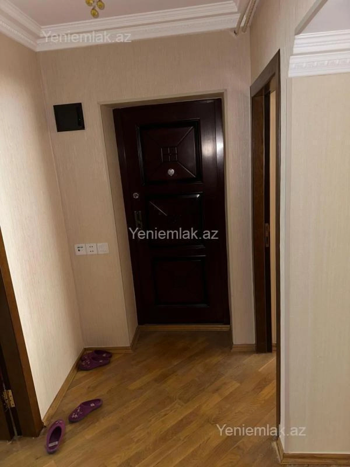 Satılır 2 otaqlı köhnə tikili 65 m²