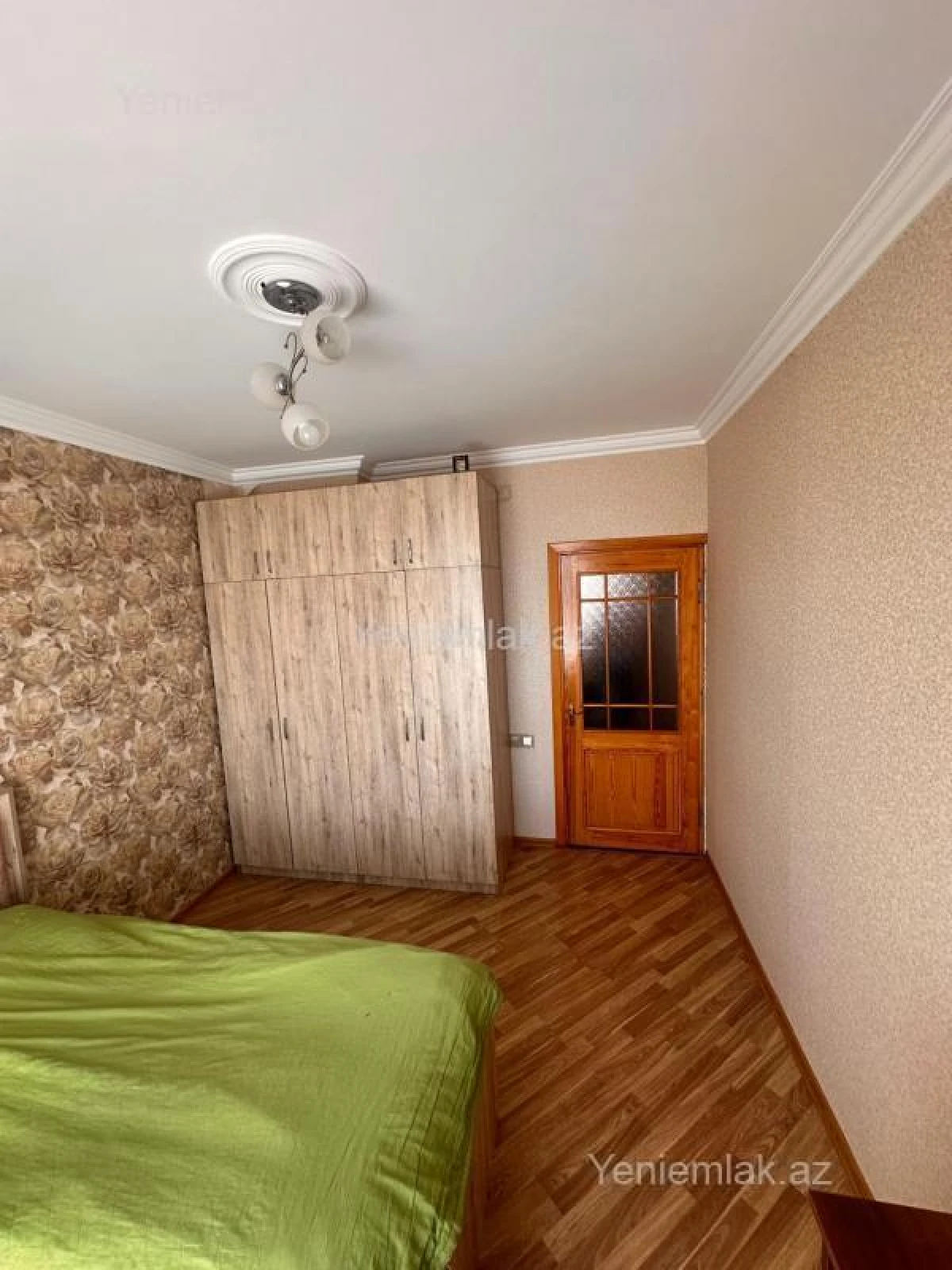 Satılır 2 otaqlı köhnə tikili 55 m²