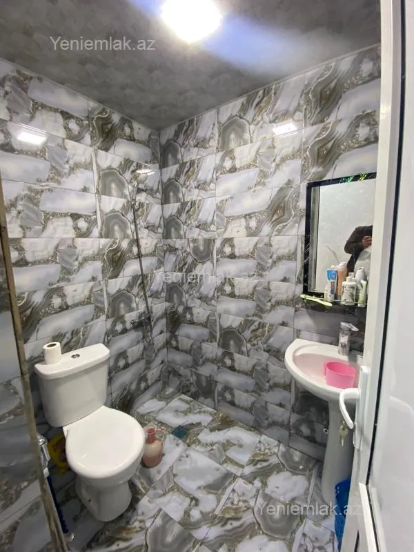 Satılır 1 otaqlı həyət evi 35 m²