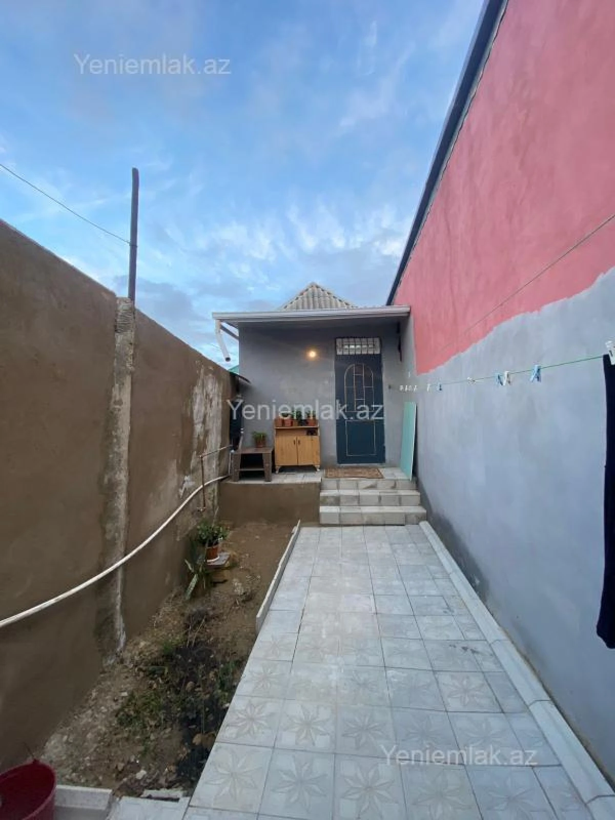 Satılır 1 otaqlı həyət evi 35 m²