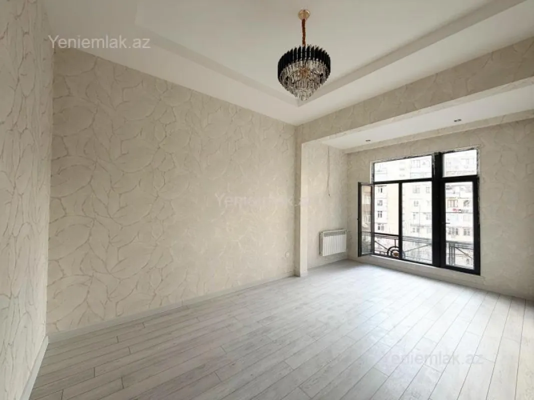 Satılır 2 otaqlı köhnə tikili 56 m²