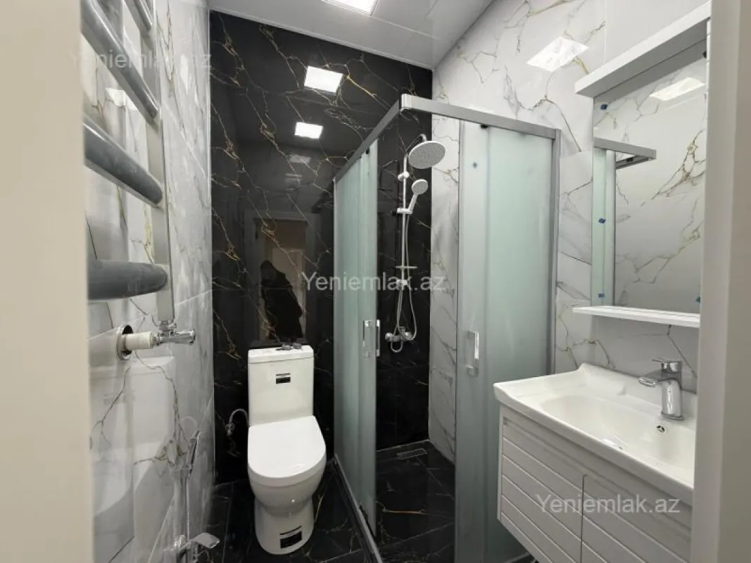 Satılır 2 otaqlı köhnə tikili 56 m²