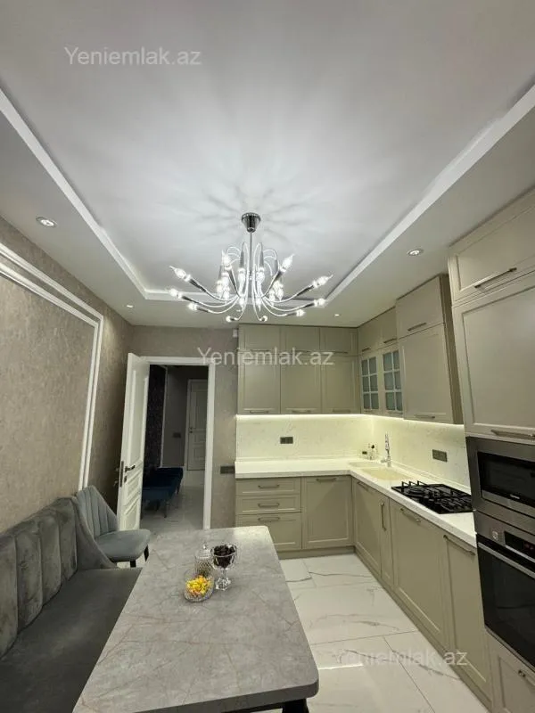 Satılır 4 otaqlı yeni tikili 146 m²