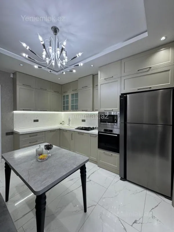 Satılır 4 otaqlı yeni tikili 146 m²