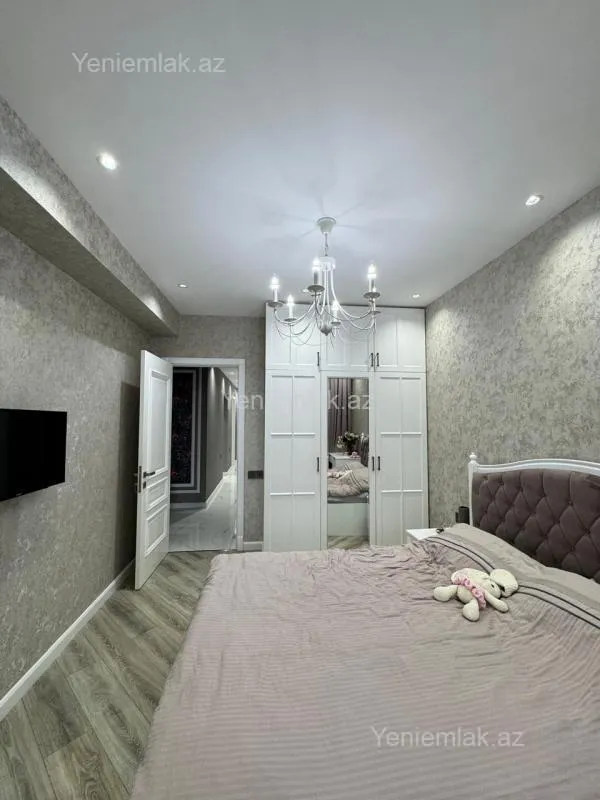 Satılır 4 otaqlı yeni tikili 146 m²