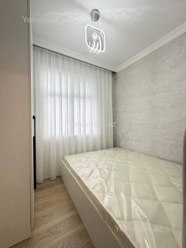 Satılır 2 otaqlı köhnə tikili 40 m²