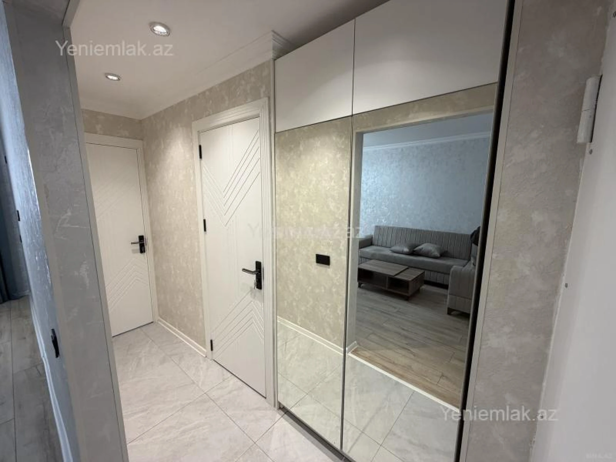 Satılır 2 otaqlı köhnə tikili 40 m²