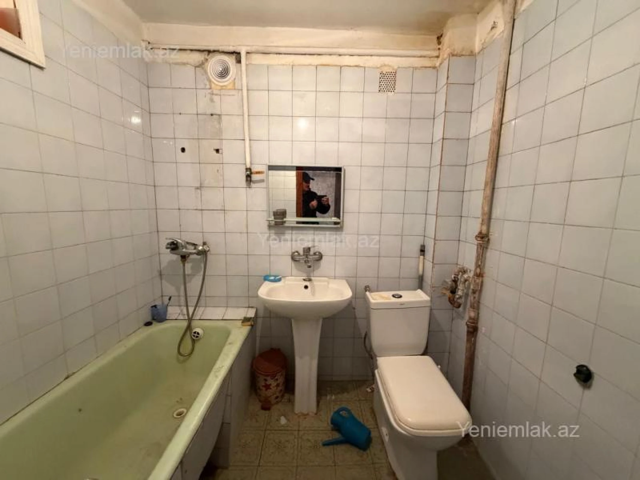 Satılır 2 otaqlı köhnə tikili 45 m²