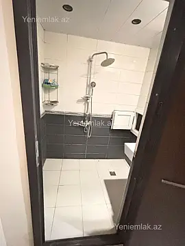 Satılır 3 otaqlı yeni tikili 82.3 m²