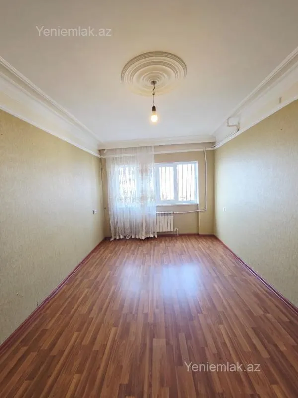 Satılır 3 otaqlı köhnə tikili 85 m²