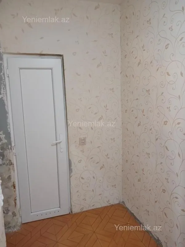 Satılır 3 otaqlı köhnə tikili 55 m²