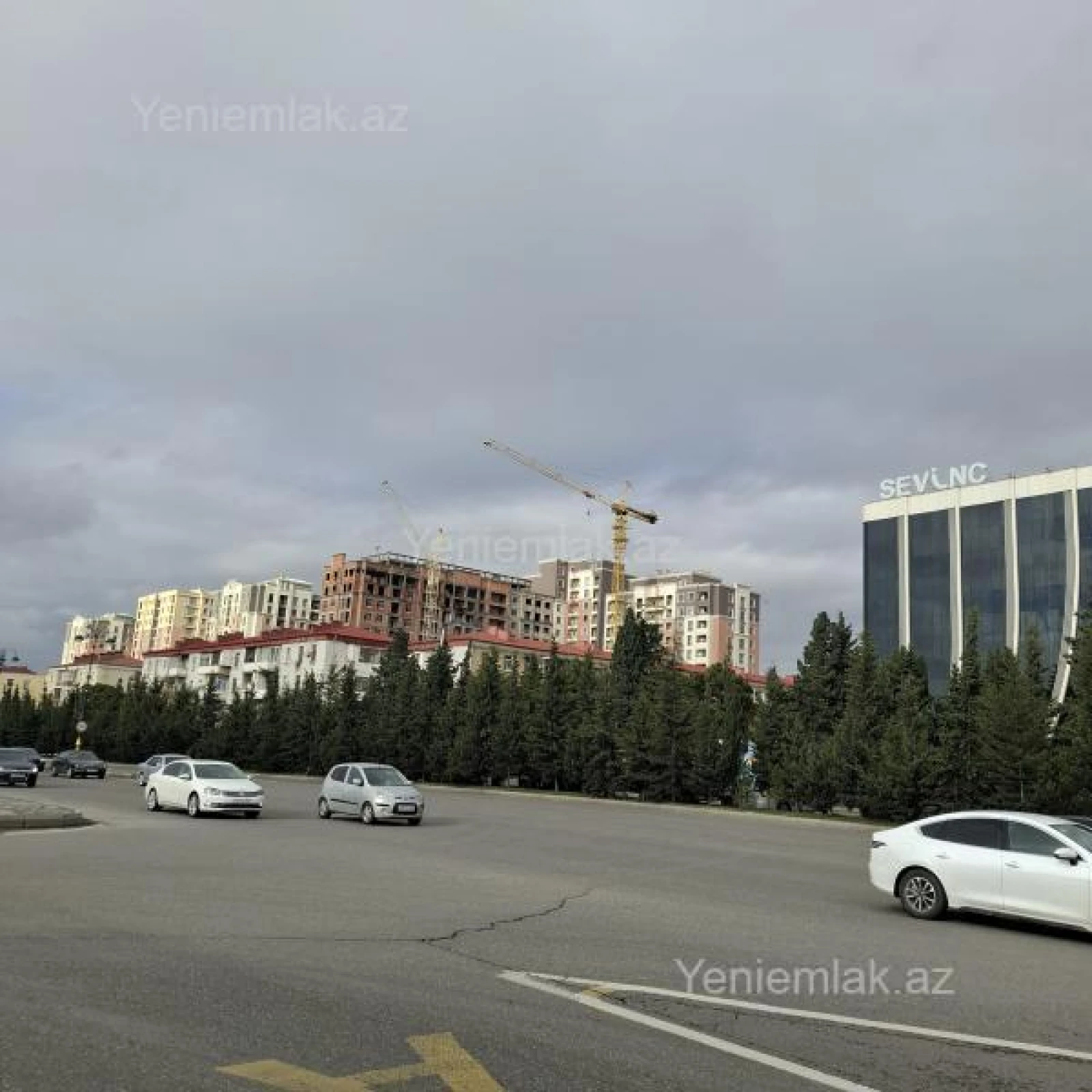 Satılır 3 otaqlı yeni tikili 122.2 m²