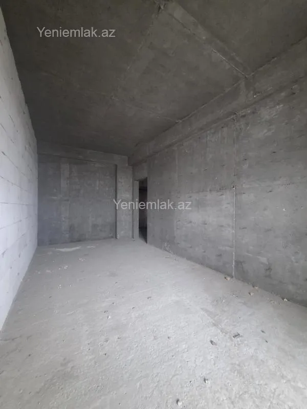 Satılır 3 otaqlı yeni tikili 122.2 m²