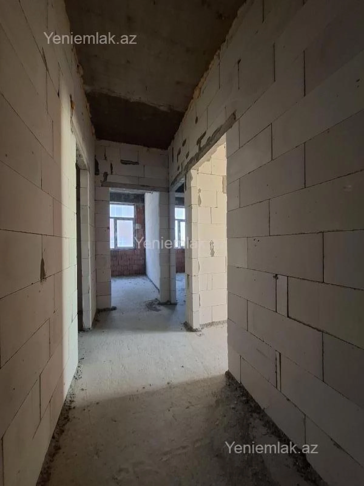 Satılır 3 otaqlı yeni tikili 122.2 m²