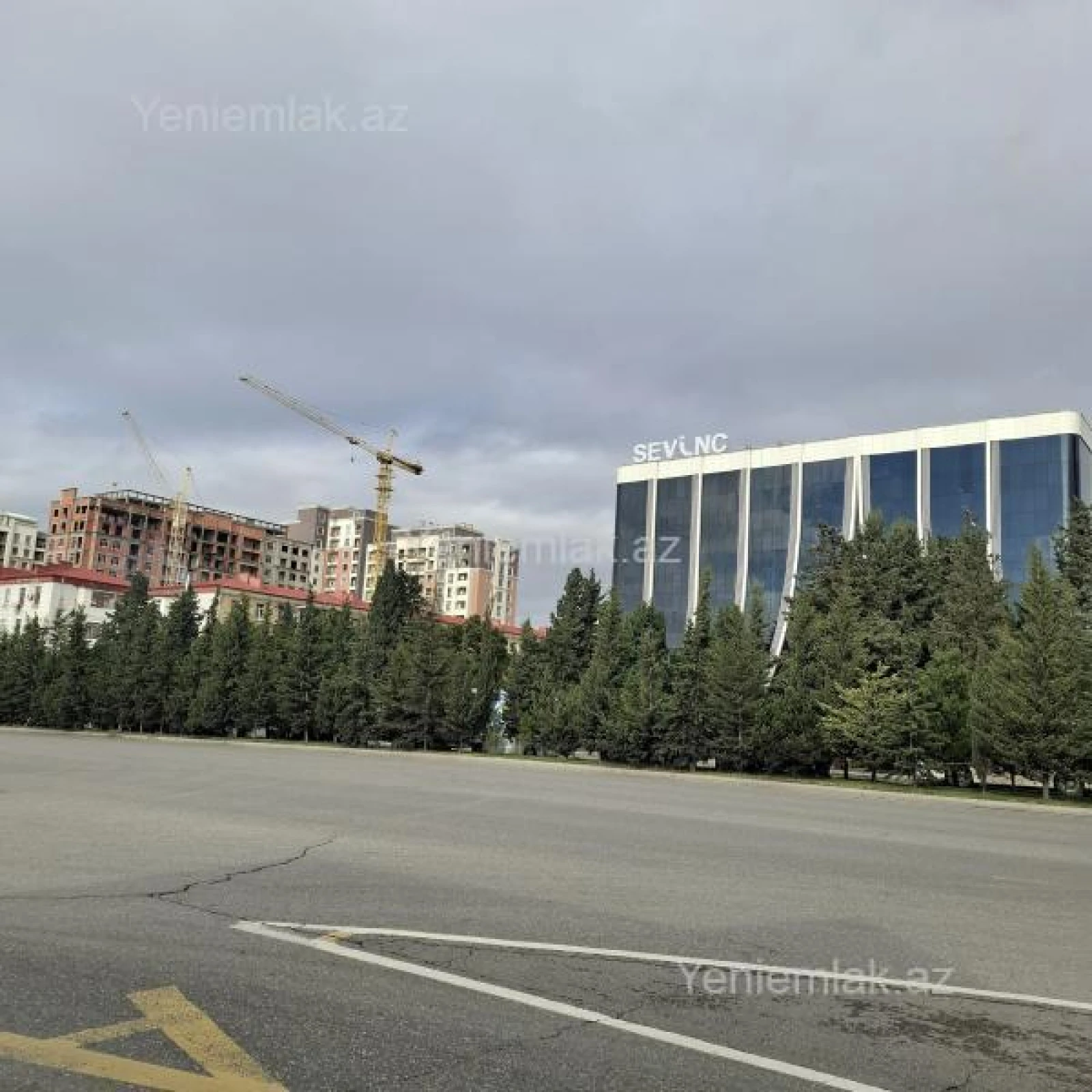 Satılır 3 otaqlı yeni tikili 122.2 m²