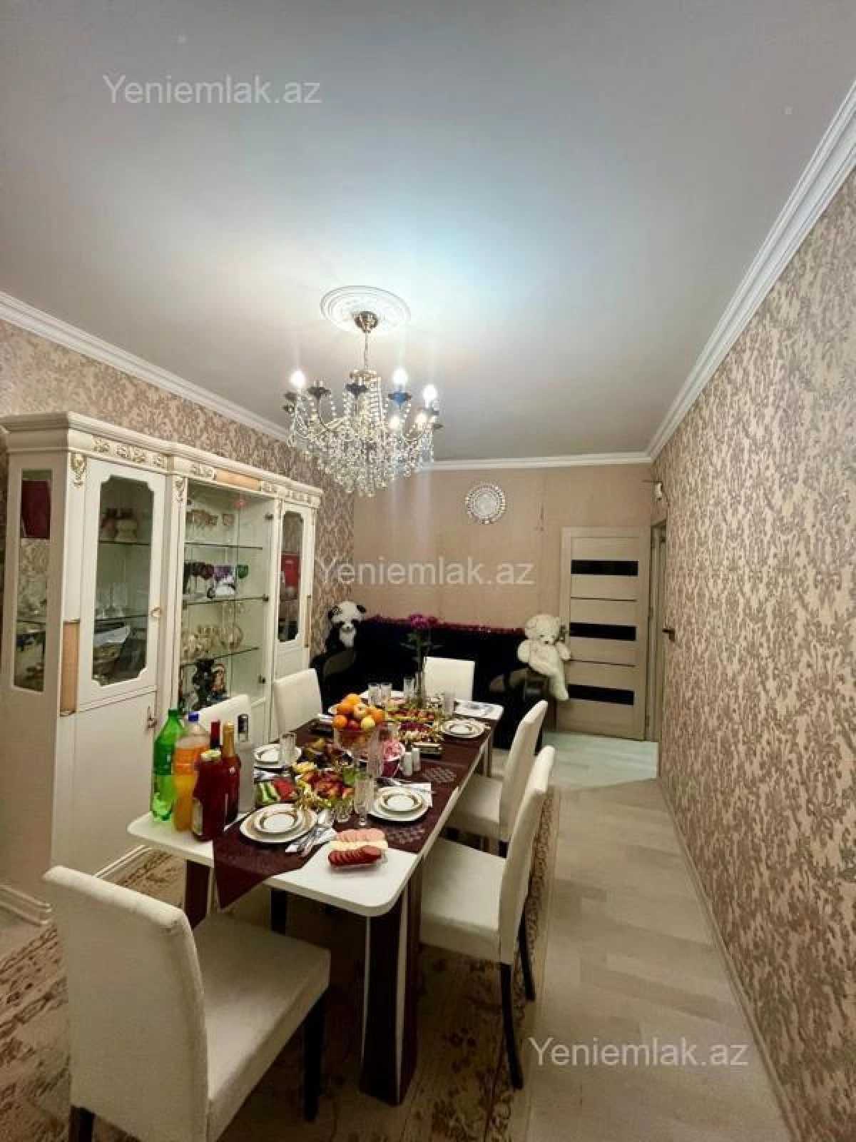 Satılır 2 otaqlı köhnə tikili 65 m²