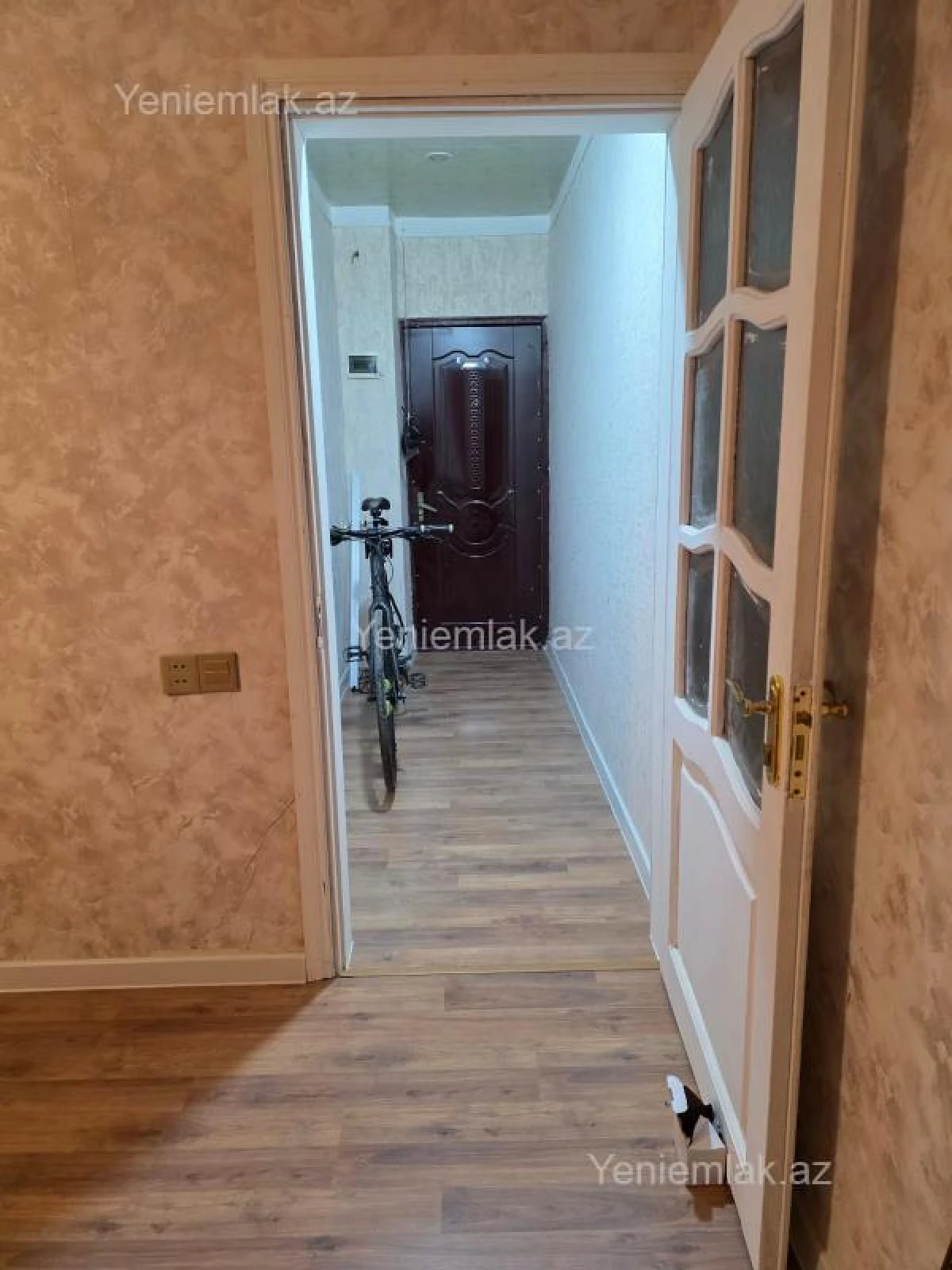 Satılır 1 otaqlı köhnə tikili 50 m²