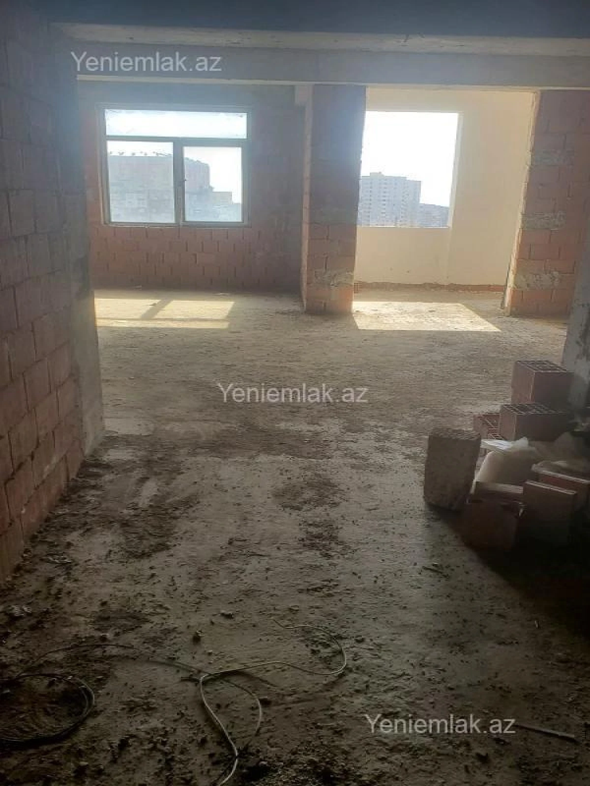 Satılır 1 otaqlı yeni tikili 65.4 m²