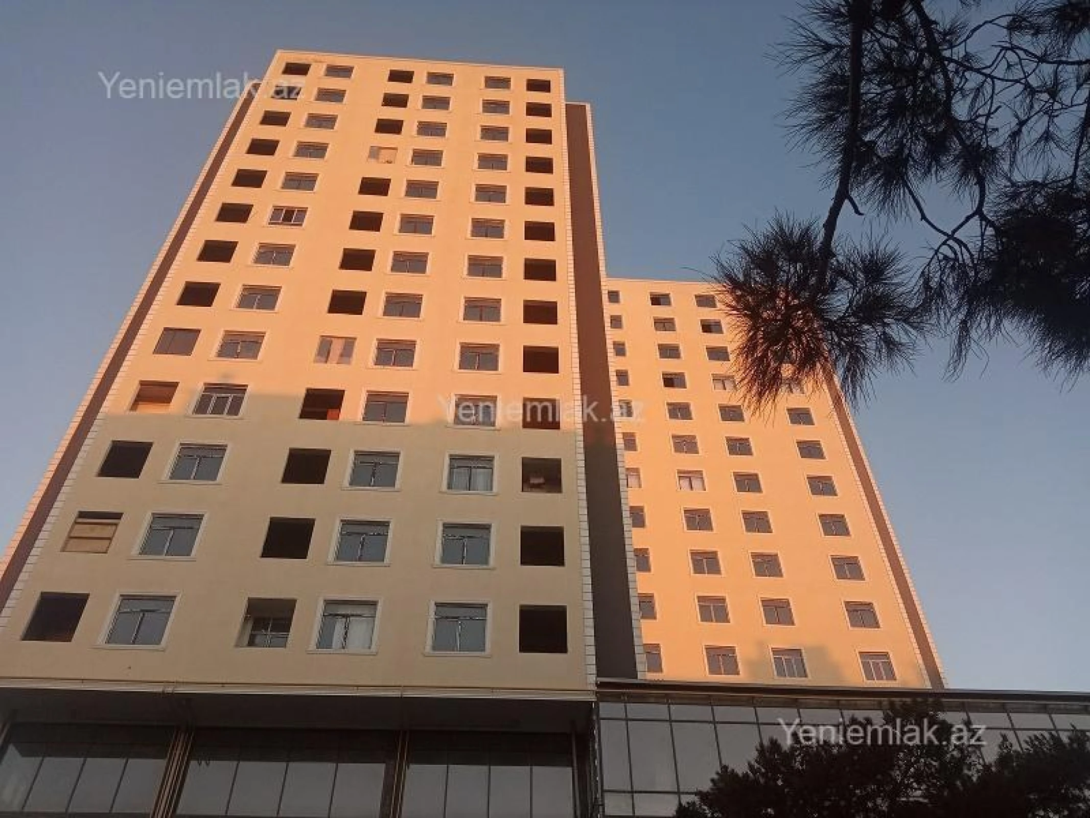 Satılır 1 otaqlı yeni tikili 65.4 m²