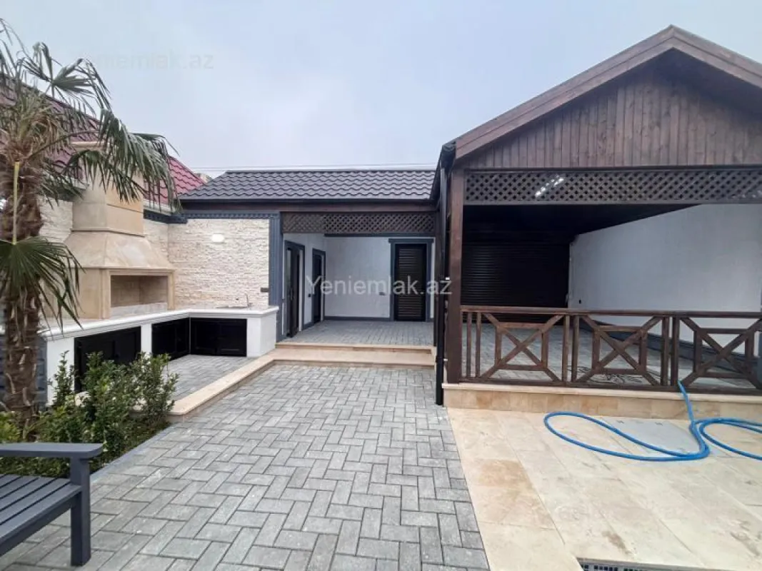 Satılır 4 otaqlı həyət evi 120 m²