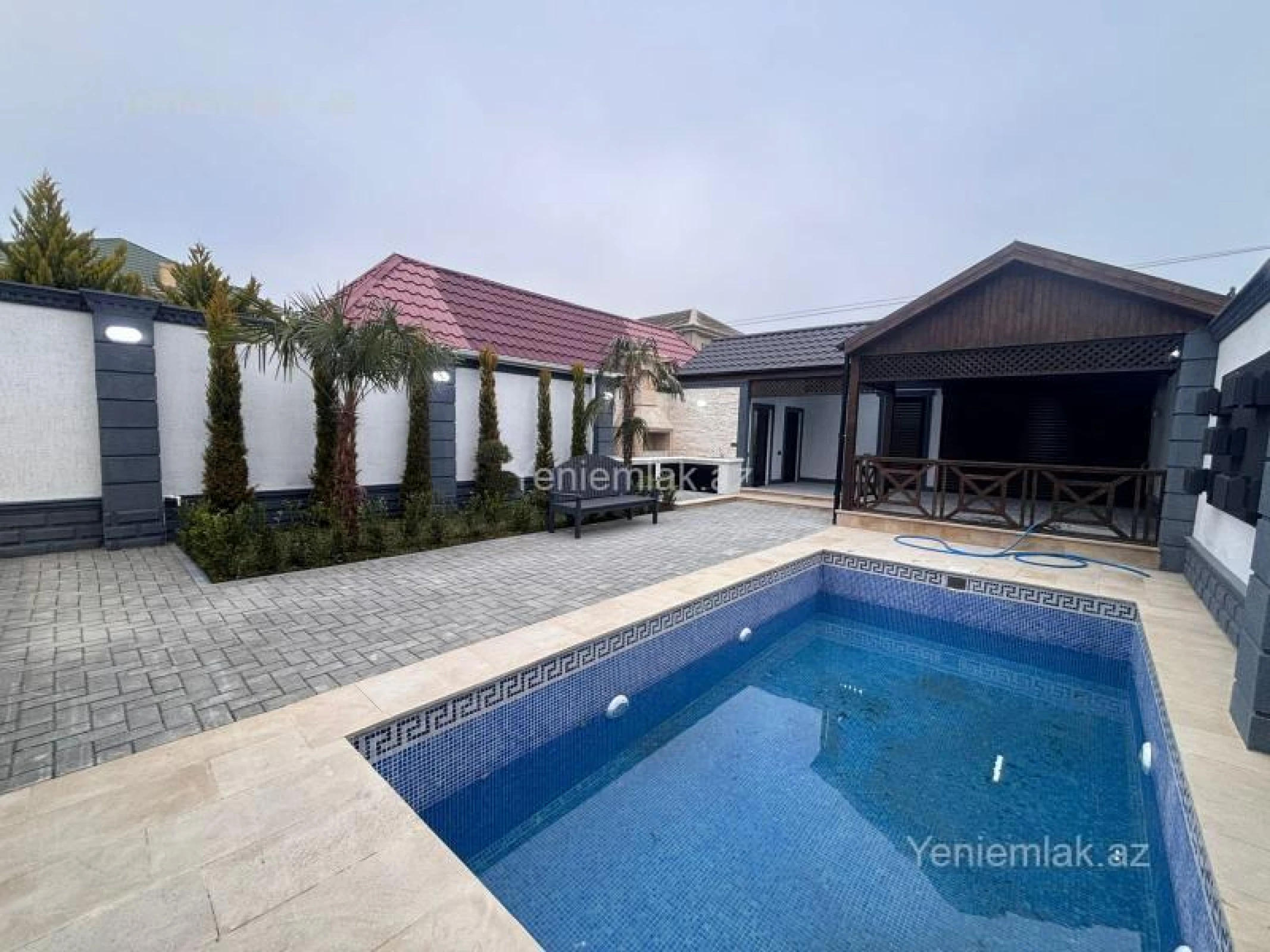 Satılır 4 otaqlı həyət evi 120 m²