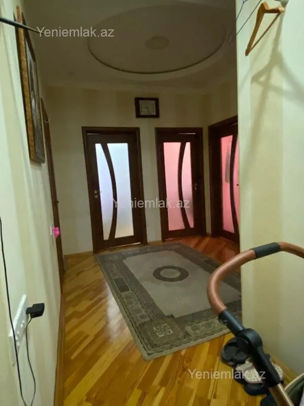 Satılır 3 otaqlı yeni tikili 90 m²