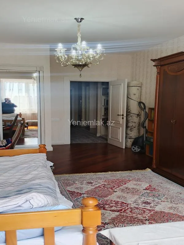 Satılır 3 otaqlı yeni tikili 155 m²