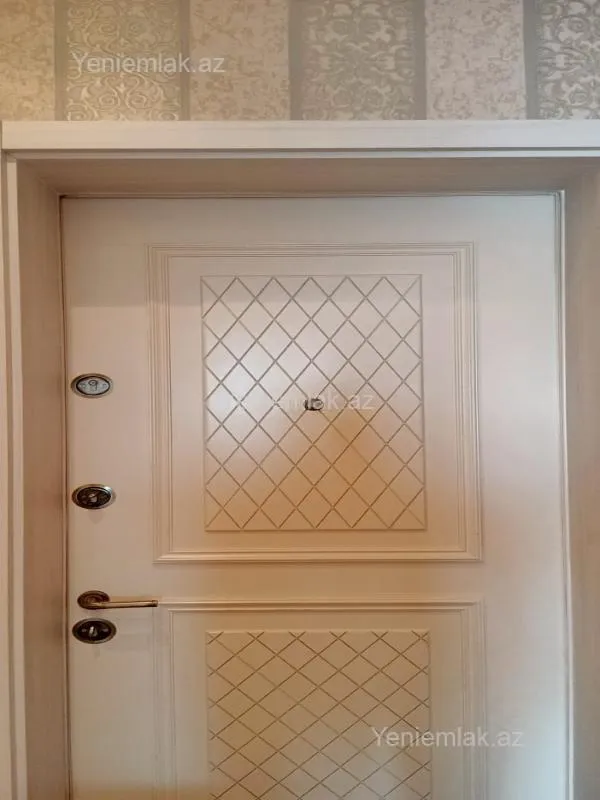 Satılır 3 otaqlı yeni tikili 155 m²