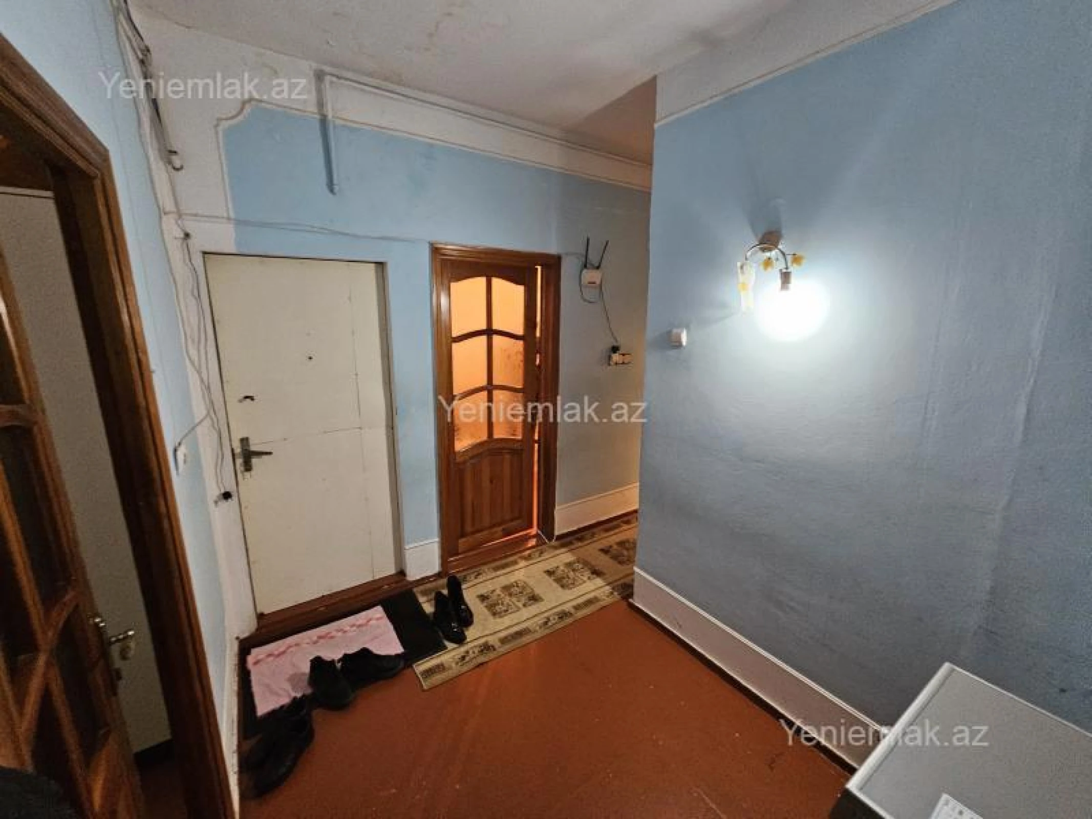 Satılır 2 otaqlı köhnə tikili 55 m²