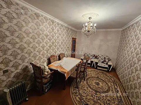 Satılır 2 otaqlı köhnə tikili 55 m²